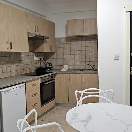 Апартаменты Phaedrus Living Hoopoe Residencies 205