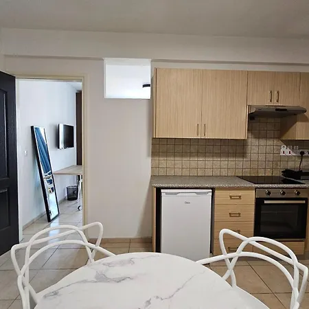 דירה Phaedrus Living Hoopoe Residencies 205 *